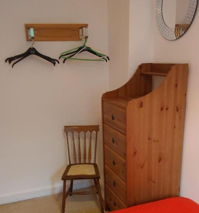 Welsh Holiday Home Sleeps 5 Close To Beaches & Mountains Nantlle Eksteriør bilde
